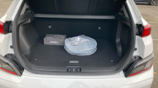 Hyundai KONA 100kW Premium 39kWh 5dr Auto Electric Hatchback